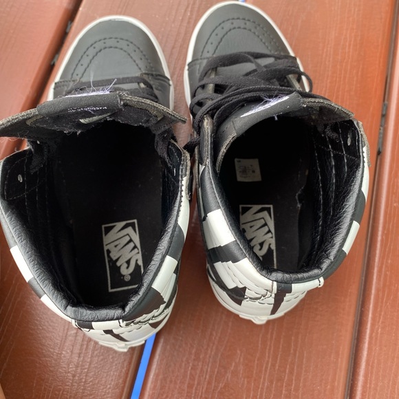 Black leather VANS sneakers - Picture 9 of 11